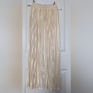 American Apparel Accordion Pleat Skirt (XS/S)